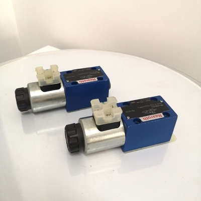 R900561276 4we6y62/Eg24n9K4 Válvula direccional de solenoide para aceite de Rexroth Tamaño del paquete