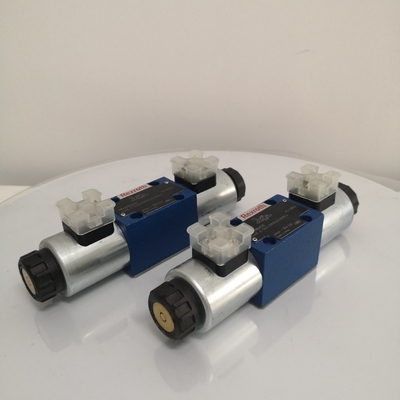 Válvula de dirección de solenoide de grúa de rastreo 4we6d62/Ofeg24n9K4 R900567512 20 kg para Rexroth