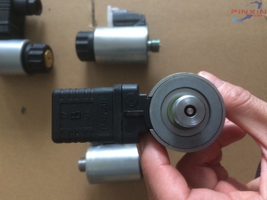 Estructura de cilindro único Partes de la bomba hidráulica Bobina de solenoide 3 pines 2 pines para piezas de repuesto
