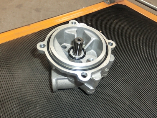 Partes de repuesto de la bomba hidráulica para K3V63 K3V112 La bomba de engranajes Kawasaki sin bomba de carga tándem