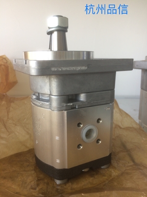 0511645601 Bomba de engranaje hidráulico 35 kg Diseño ligero para una fácil instalación