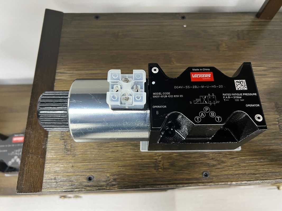 Dg4V-5s-31cj-M-U-H5-20 Válvula de solenoide para el código de modelo 6040283-001 falta política de reembolso